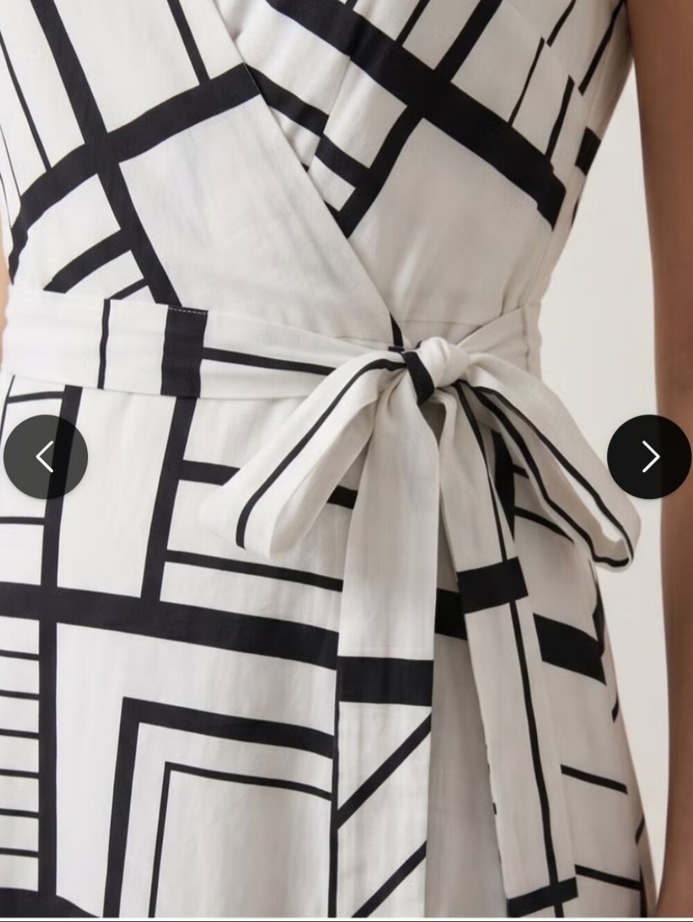 Sleeveless V-Neck Black & White Geometric Wrap Dress - Picture 6 of 11